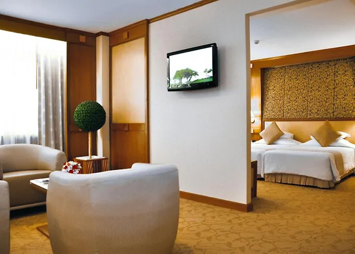 Hotel Asia Hotel Bangkok 4*
